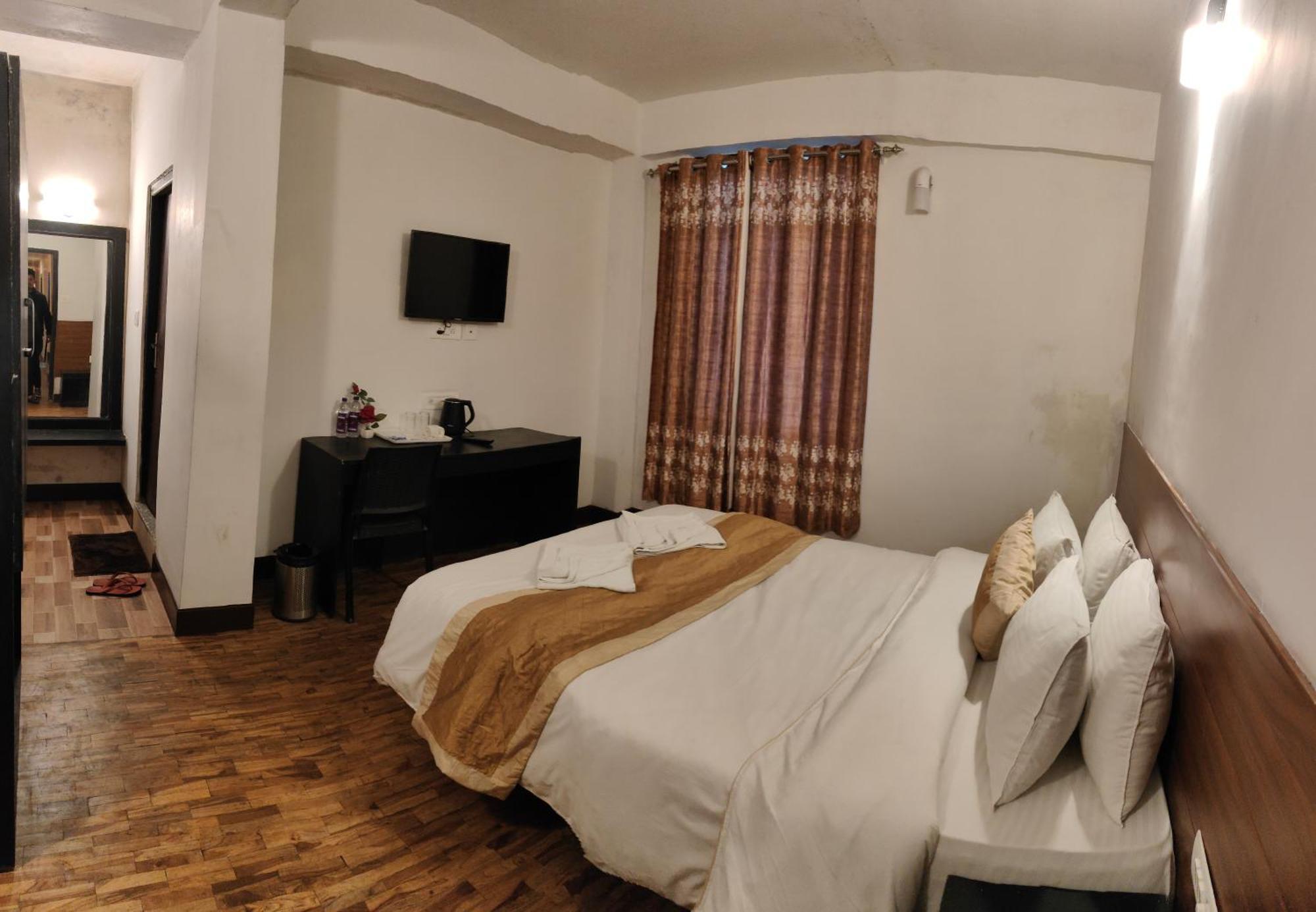 Cherrywood Suites & Spa By Easygorooms Darjeeling  Eksteriør billede